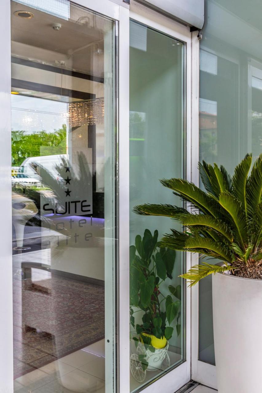 Suite Hotel Elite Bolonia Exterior foto